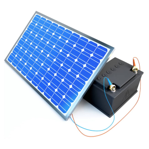 Batterie solaire branchée à un panneau photovoltaïque.